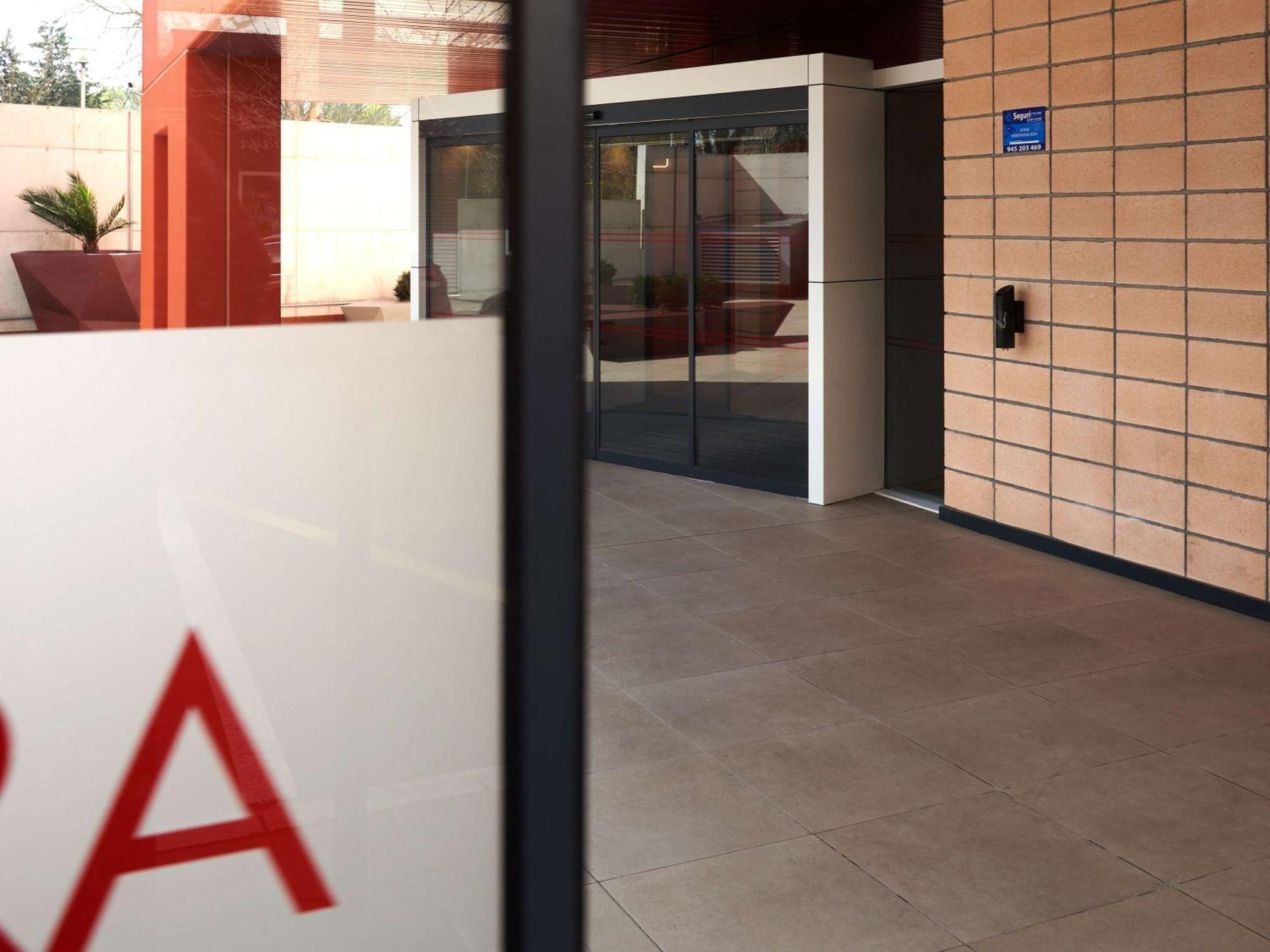 Ibis Budget Vitoria Gasteiz エクステリア 写真