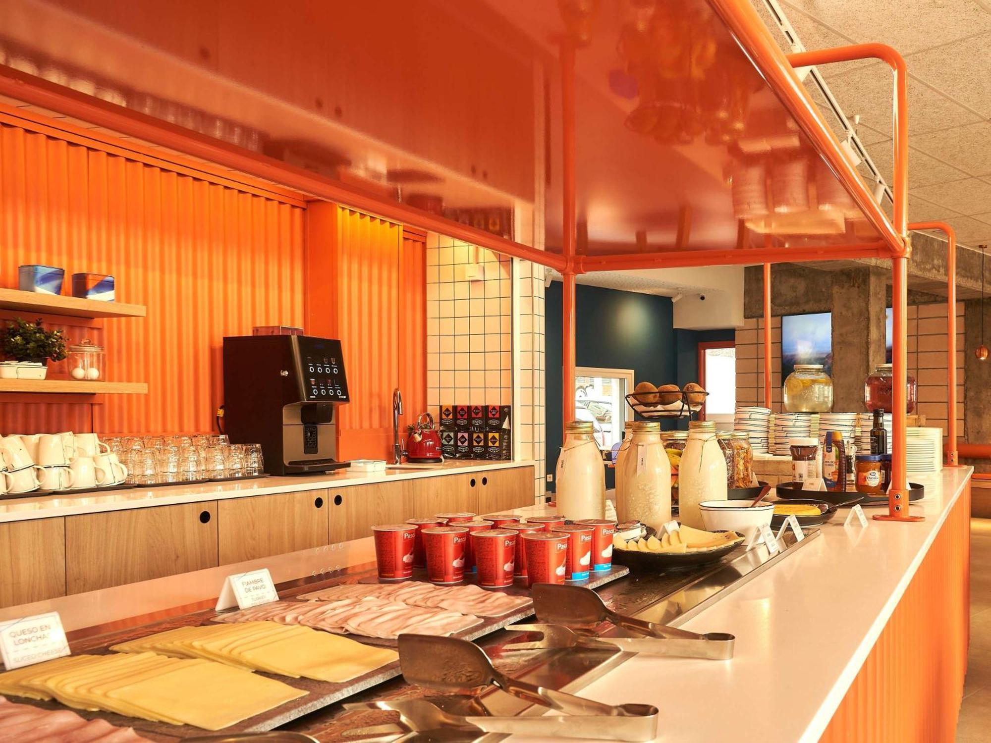Ibis Budget Vitoria Gasteiz エクステリア 写真